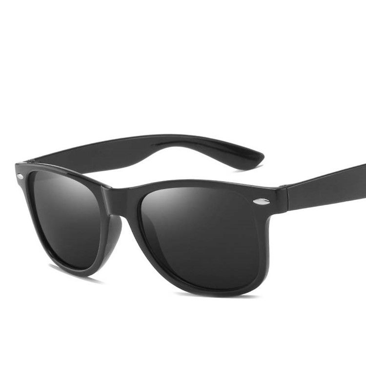 Schwarze Sonnenbrille Mit Resin Wrap Für Damen