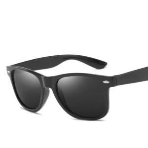 Schwarze Sonnenbrille Mit Resin Wrap Für Damen