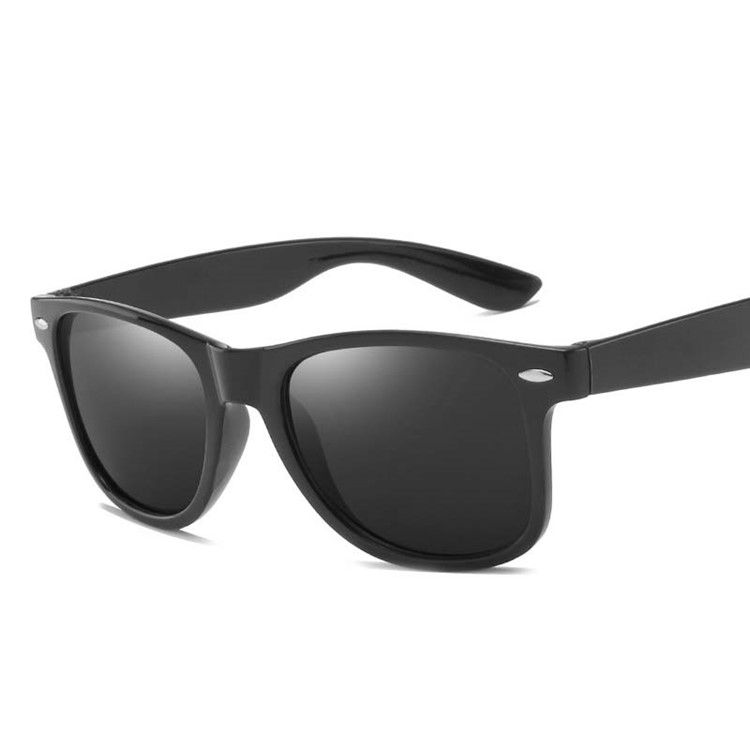 Schwarze Sonnenbrille Mit Resin Wrap Für Damen