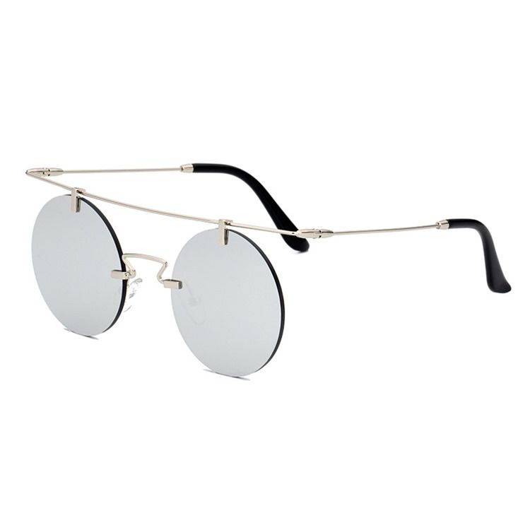 Sonnenbrille Mit Reflektierenden Gläsern Für Damen