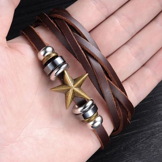 Herren-lederarmband Mit Fünfzackigem Stern Verziert