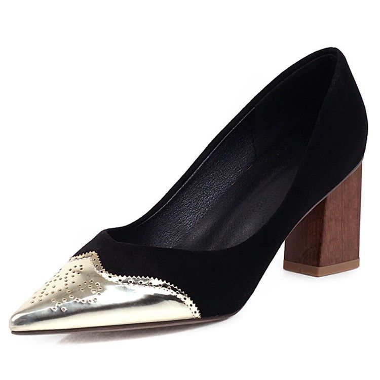 Damen-slip-on-pumps Mit Spitzer Zehenpartie Und Tief Ausgeschnittenem Obermaterial