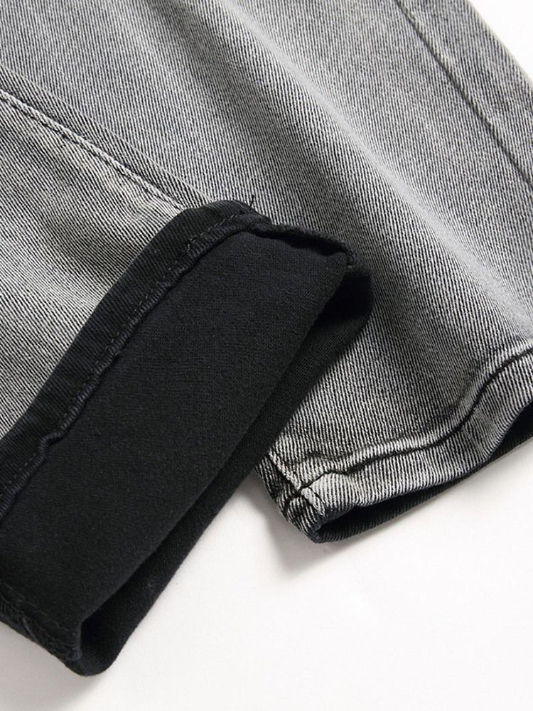 Herren-jeans Mit Geradem Verlauf Und Reißverschluss Mit Mittlerer Taille