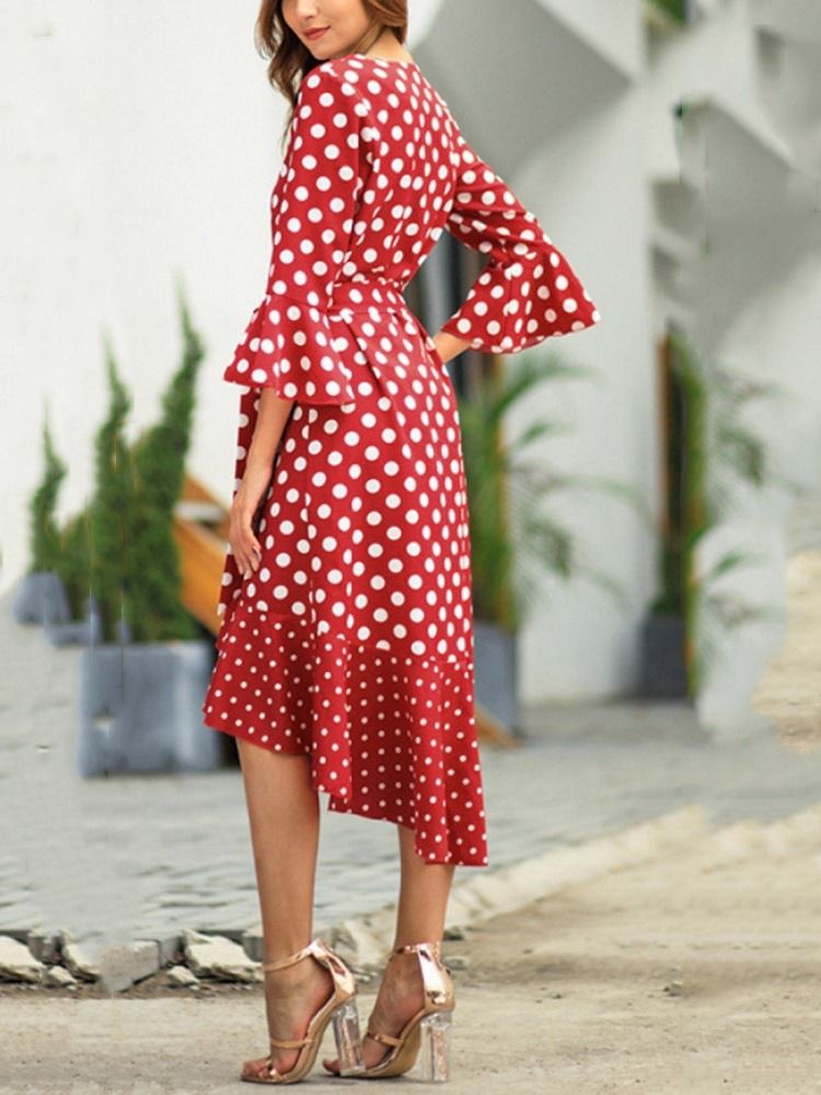 Damen Polka Dots Flare Ärmel V-ausschnitt Schwalbenschwanz Freizeitkleid