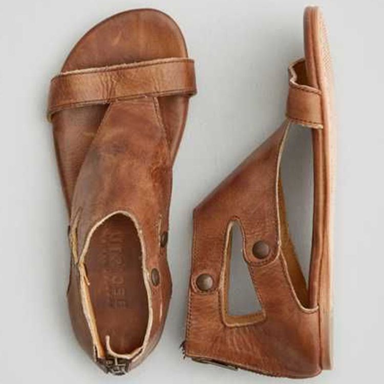 Flache Sandalen Mit Nietenabsatz In Braun Für Damen