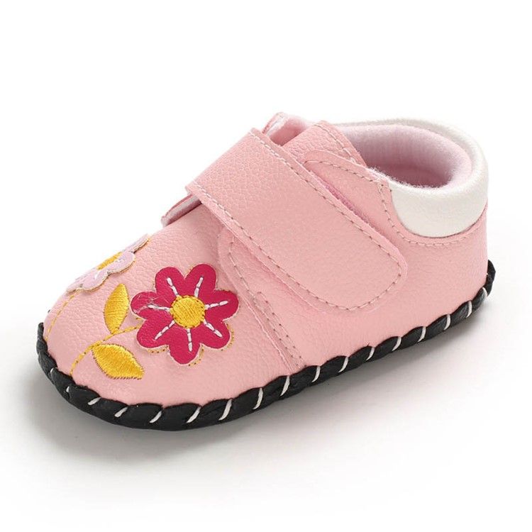 Babyschuhe Mit Blumenstickerei