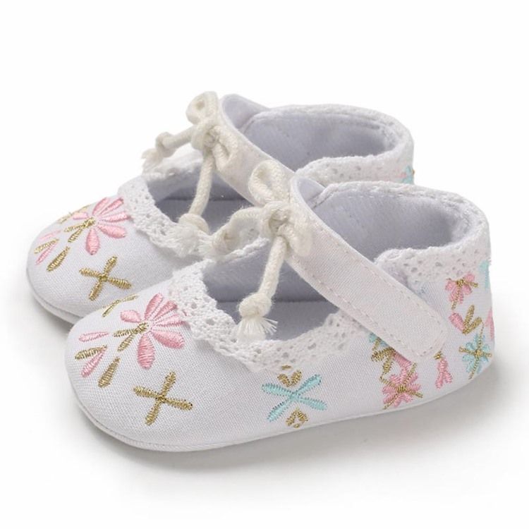 Babyschuhe Mit Stickerei