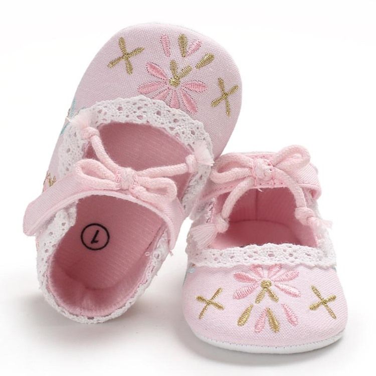 Babyschuhe Mit Stickerei