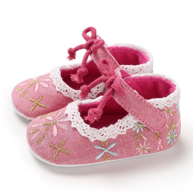 Babyschuhe Mit Stickerei