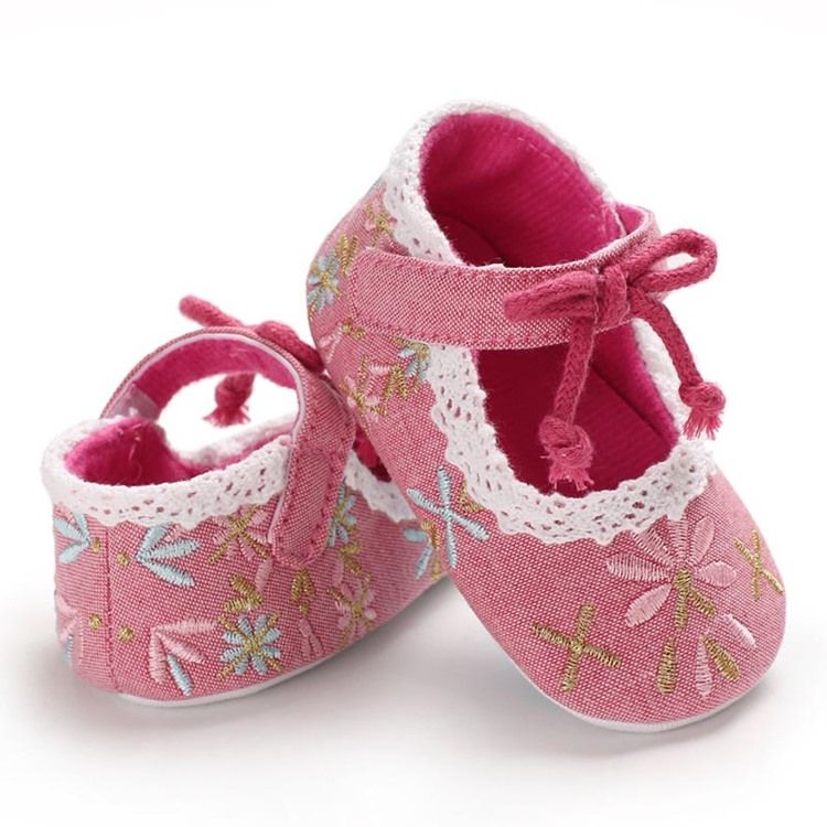 Babyschuhe Mit Stickerei