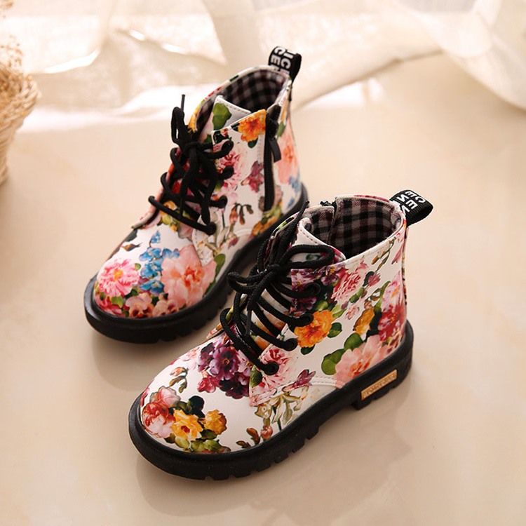 Babystiefel Mit Runder Zehenpartie Und Seitlichem Reißverschluss Mit Blumen