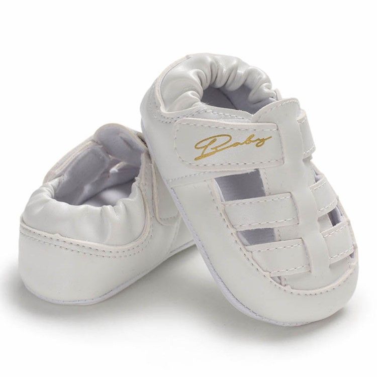 Einfache Hohle Babyschuhe