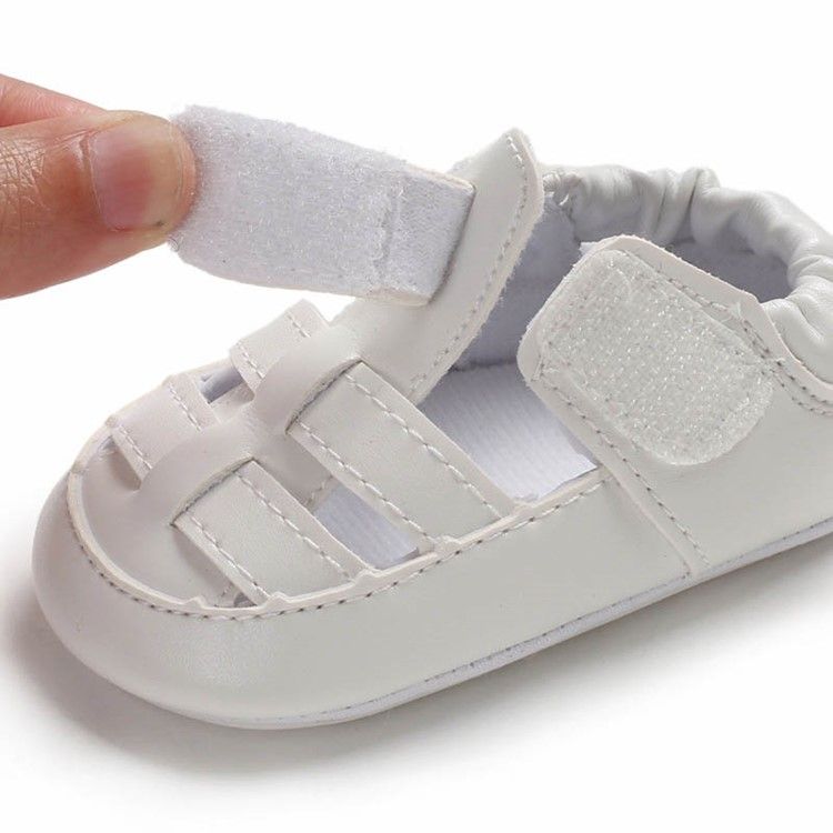 Einfache Hohle Babyschuhe