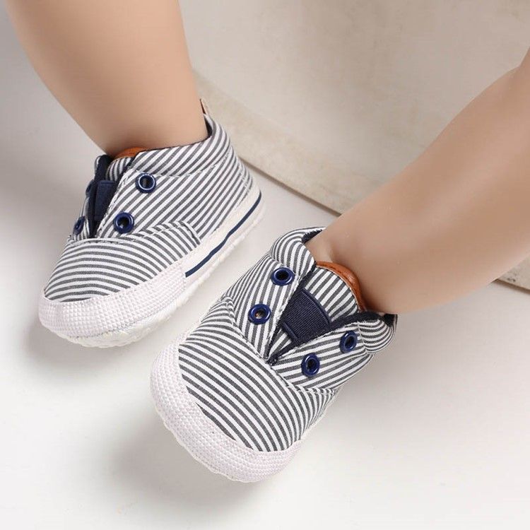 Slip-on Babyschuhe Mit Streifen